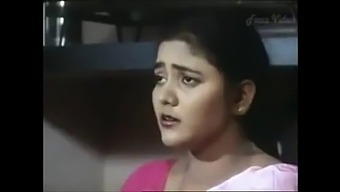 Indian Teen With Big Boobs Gets Turned On By Nipples
