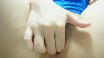 Young Korean Girl Pleasures Herself With A Dildo In Homemade Video