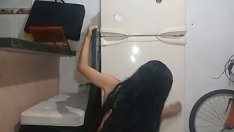 Young Stepsister Seeks Oral Pleasure And Satisfies With A Big Cock - Spanish Porn