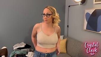 Hot College Visit From My Sexy Stepmother
